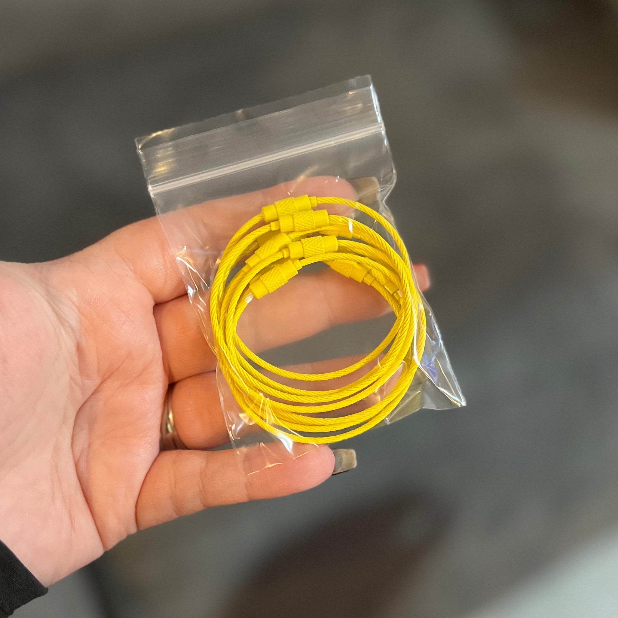 Wire Keychain Cable Thingie - Keychain Clips